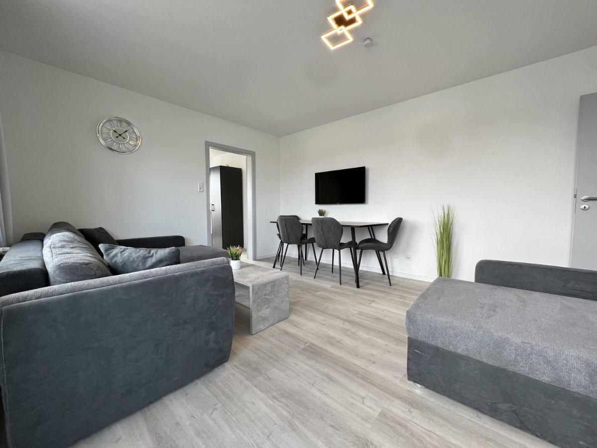 Nujen- Hotel Und Apartment Stuttgart Zuffenhausen Екстериор снимка