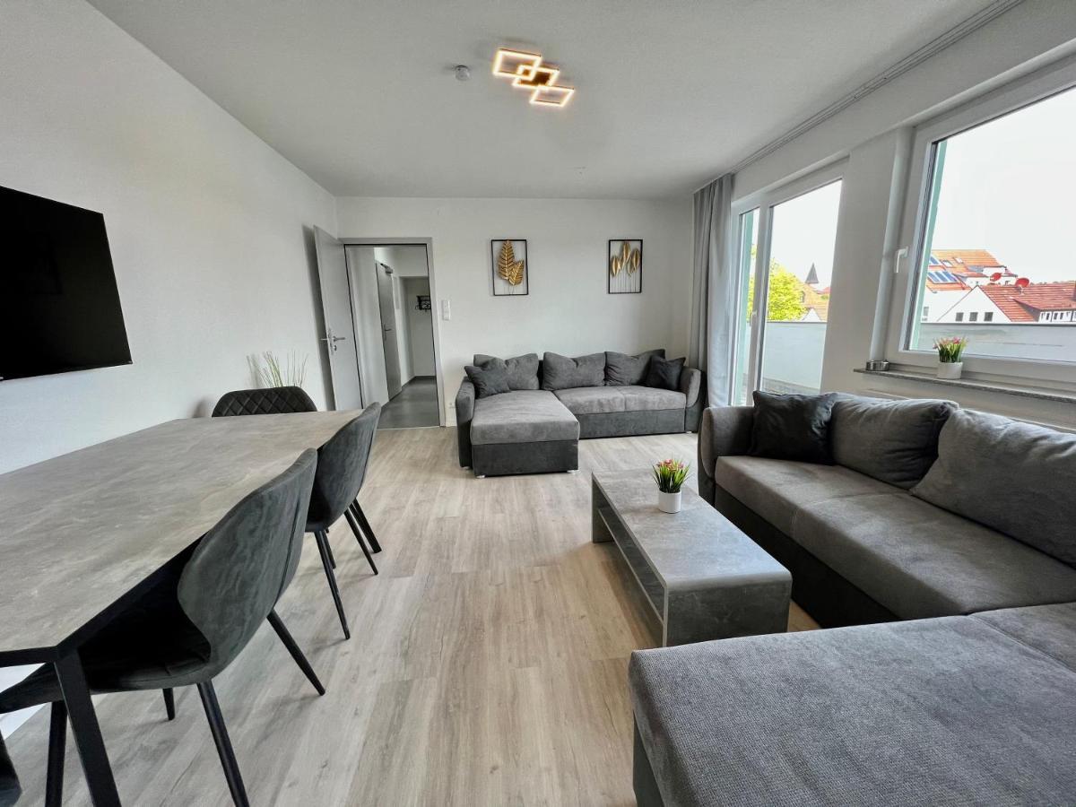 Nujen- Hotel Und Apartment Stuttgart Zuffenhausen Екстериор снимка